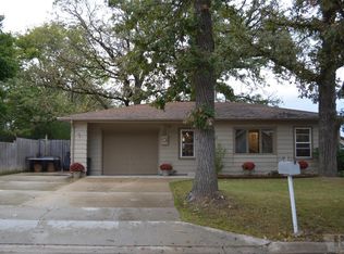 1058 17th St NE, Mason City, IA 50401