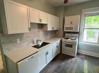 400 22nd Ave NE UNIT 202, Minneapolis, MN 55418