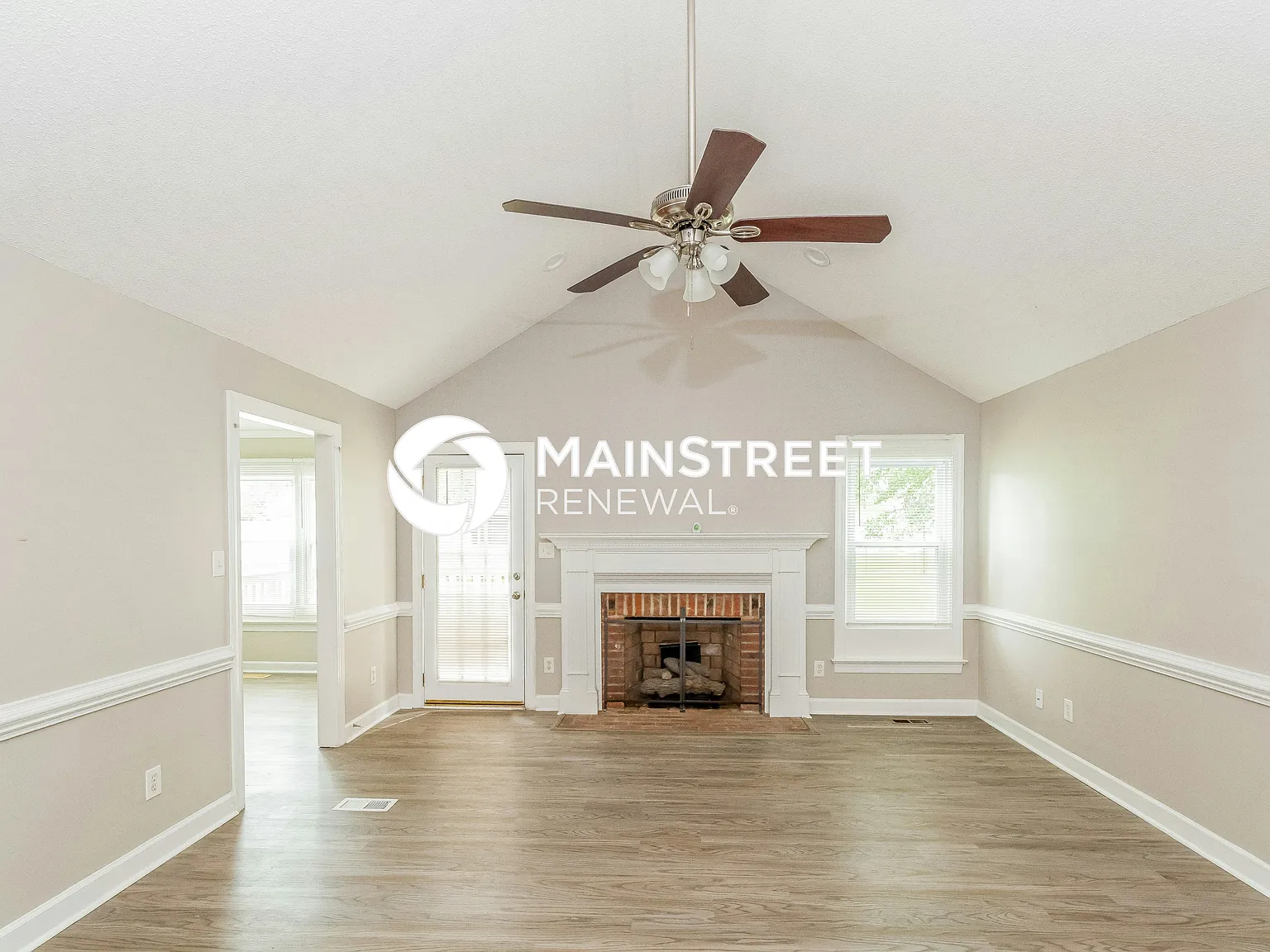 9909 Huntwyck Dr — Photo 4