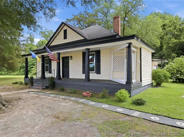 908 Middle Rd, Fayetteville, NC 28312