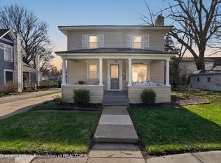 206 E Scott St, Grand Ledge, MI 48837