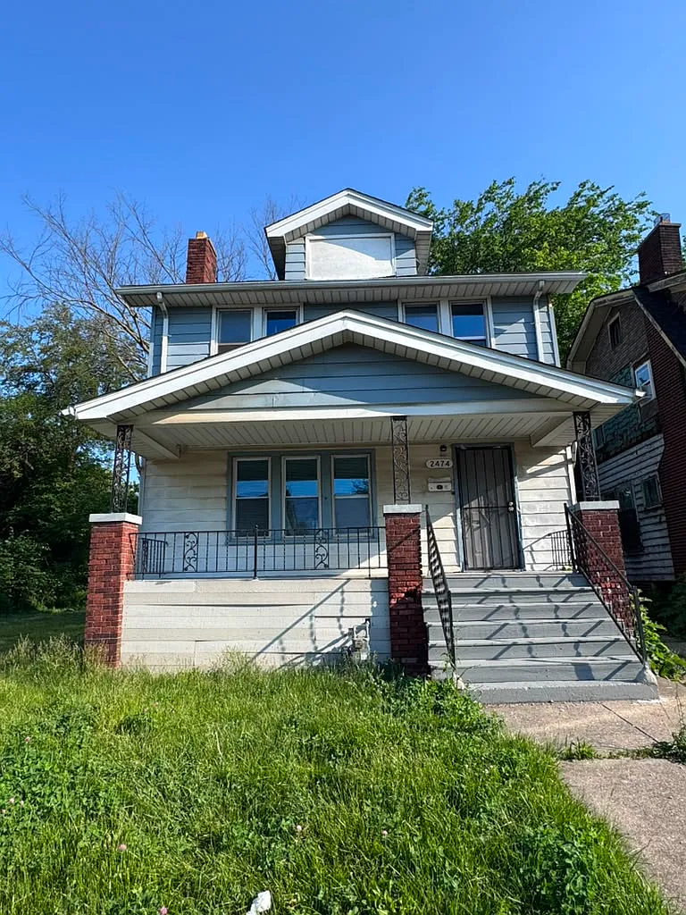 2474 Fullerton St - 1 — Photo 1