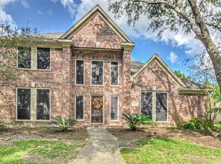 1815 Parkview Dr, Friendswood, TX 77546