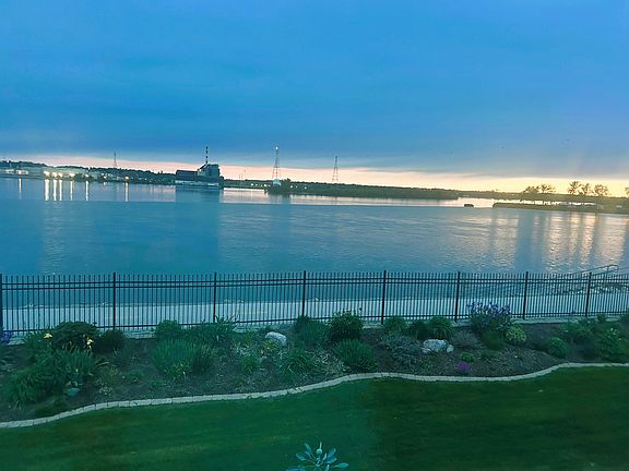 5th image of 173 Beacon Harbor Cir