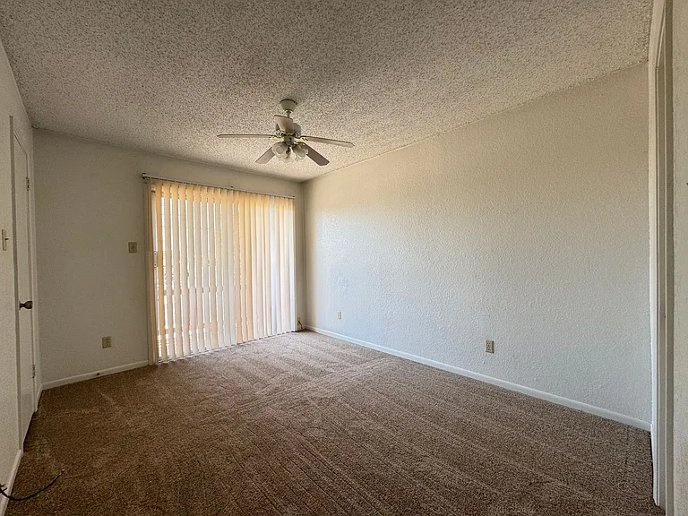 3001 Lake Rd — Photo 10