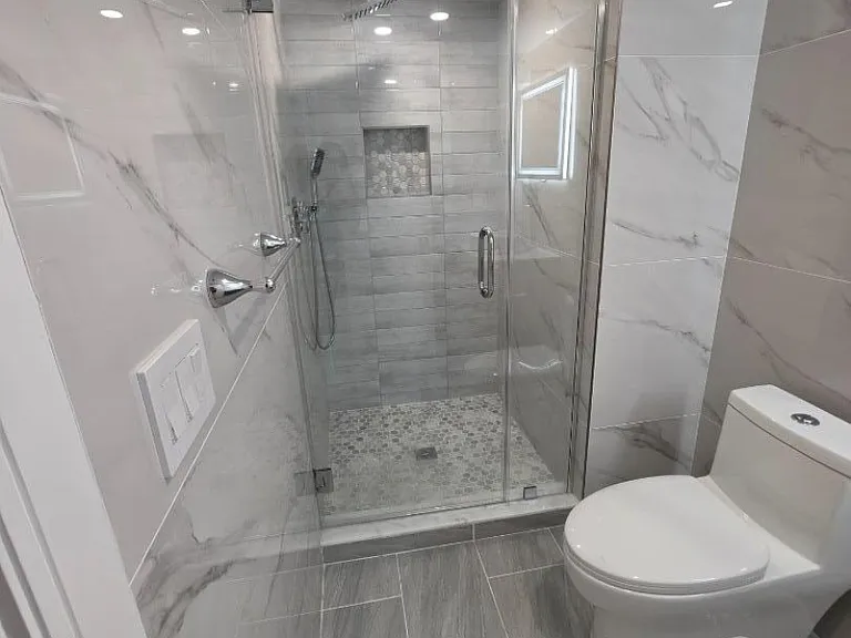 1453 Morris Ave #LEFT — Photo 21