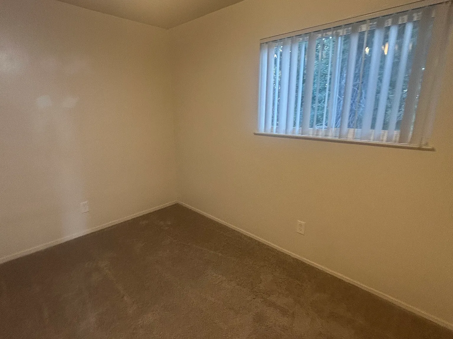 2708 El Portal Drive — Photo 2