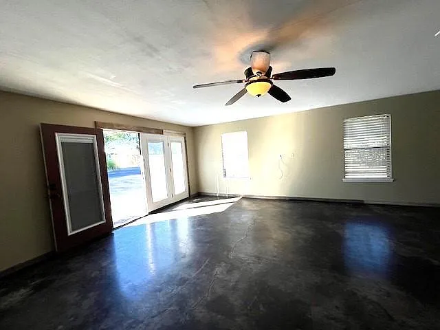 696 Hill Country Trl — Photo 14
