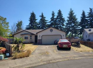 899 W 17th Ave, Junction City, OR 97448