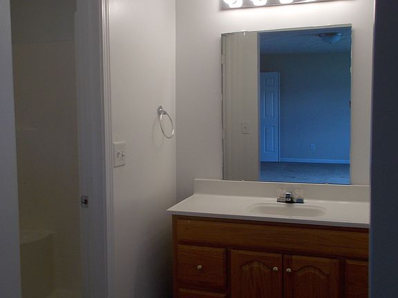 5th image of 6640 Winnock Dr