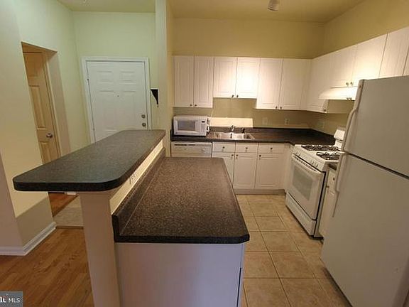 2nd image of 3851 Aristotle Ct