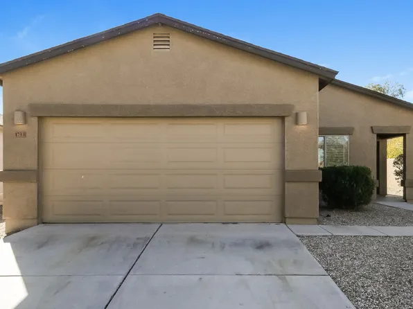 1733 E Silversmith Trl, San Tan Valley, AZ 85143