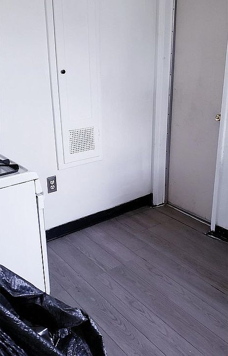 1st image of 1404 W Fountain Way