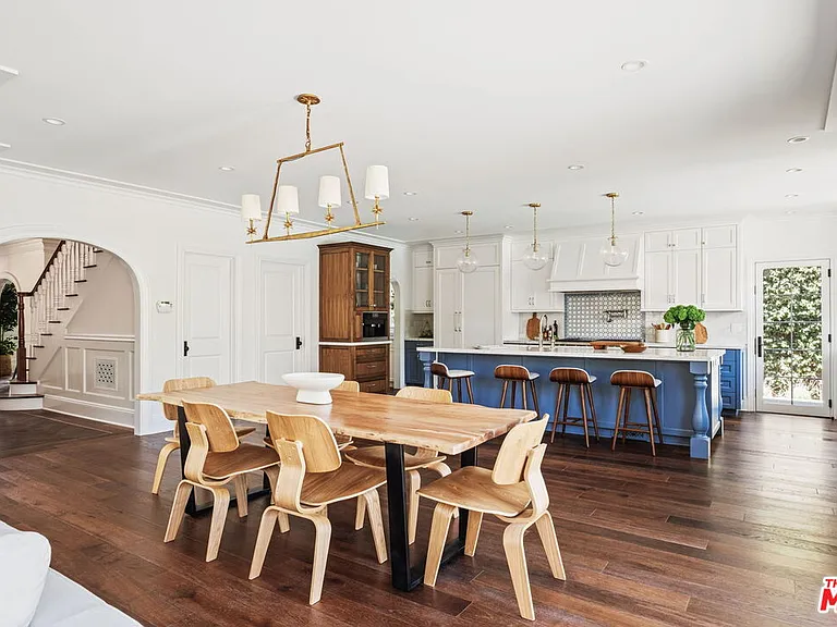 834 S Tremaine Ave — Photo 16