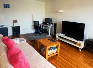 14336 Barclay Ave APT 6C, Flushing, NY 11355