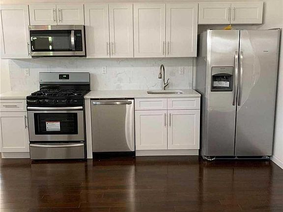 3rd image of 119-16 191st St