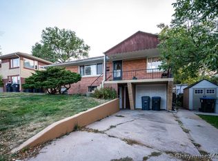1630 Crook Ave, Cheyenne, WY 82001