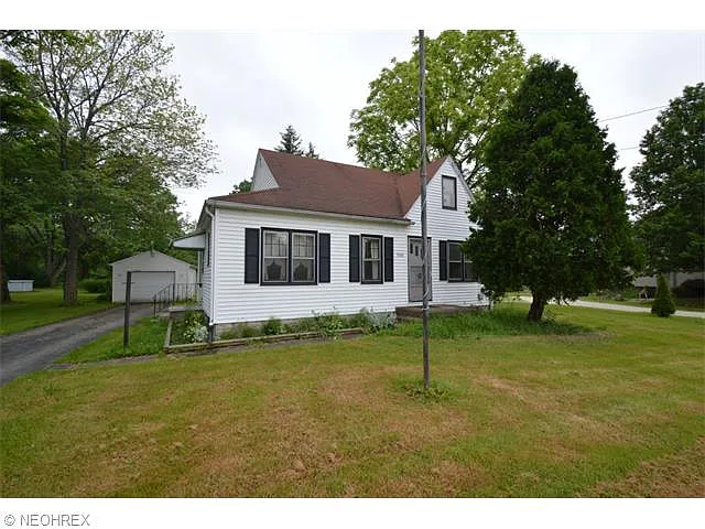 9448 Woodworth Rd photo 1