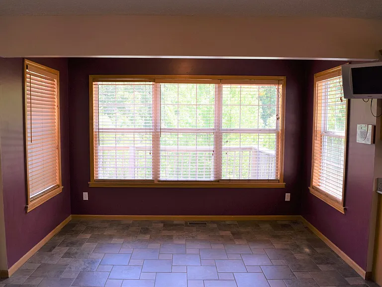 110 Dogwood Cir — Photo 10