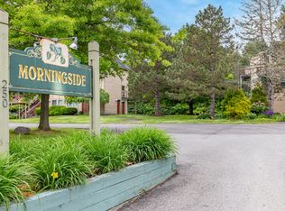 238 Husson Ave APT 2H, Bangor, ME 04401