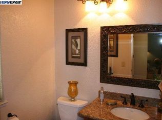 605 Windmill Ln, Pleasanton, CA 94566