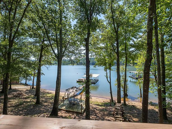 Image 4: Dock