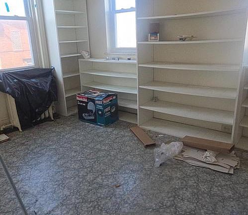 3rd image of 2301 S Croskey St