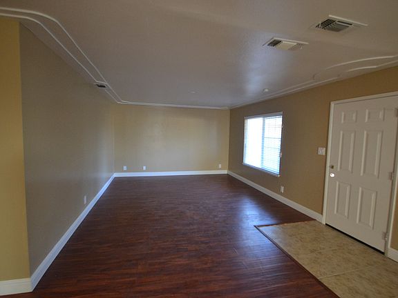 2nd image of 824 Arundel Way