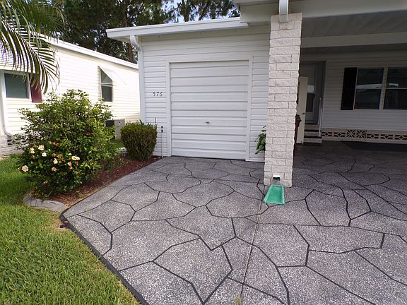 3rd image of 4584 Delmar Dr