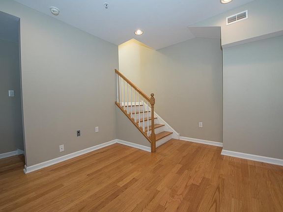 4th image of 1027-31 N 4th St #G