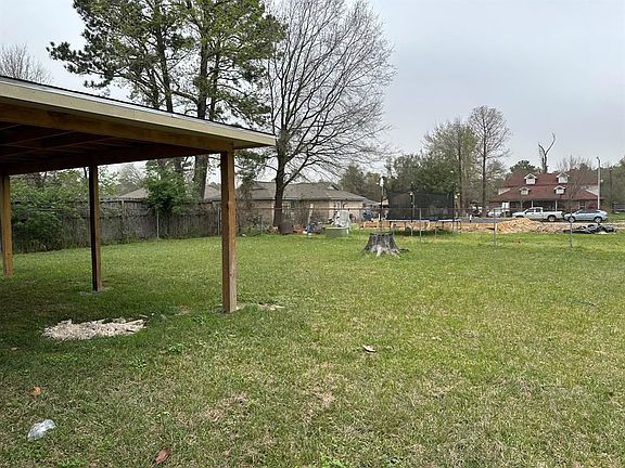 5th image of 10127 Valley Breeze Dr