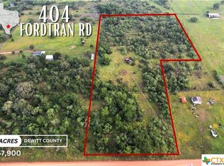 404 Fordtran Rd, Cuero, TX 77954