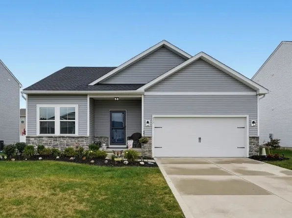 311 River Run Dr, Elyria, OH 44035