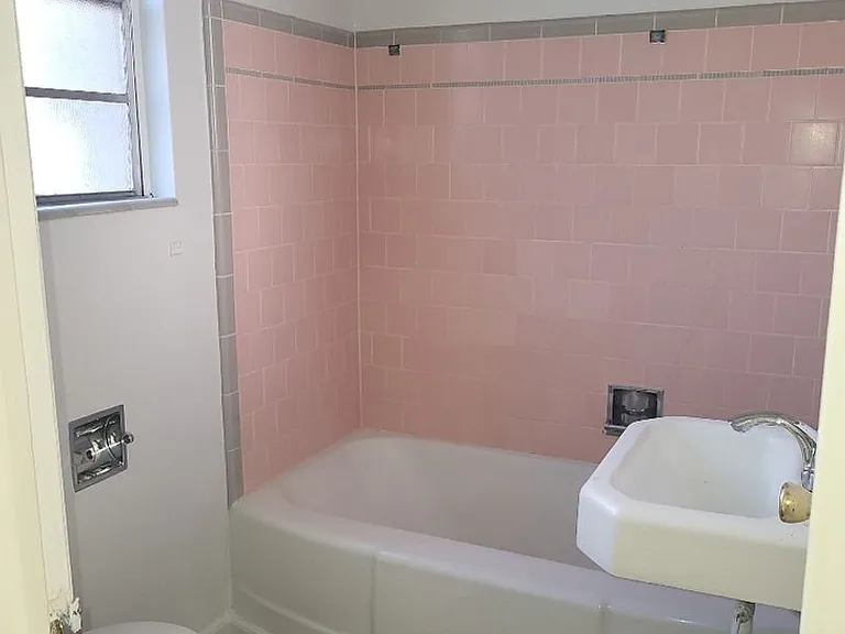 913 Willow St — Photo 7
