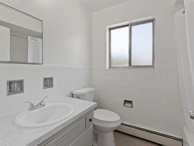 11611 Morang Dr — Photo 11