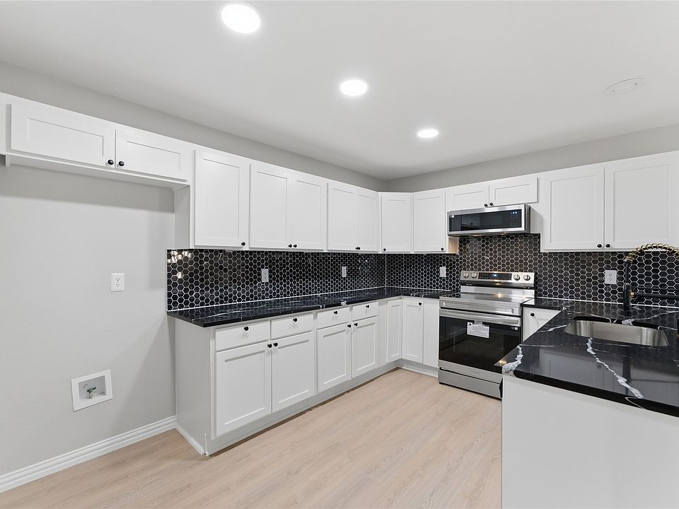 1st image of 1713 Alameda Dr