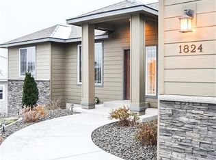 1824 S Honeysuckle St, Kennewick, WA 99338