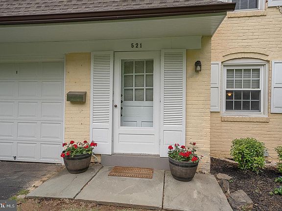 2nd image of 521 Shortridge Dr