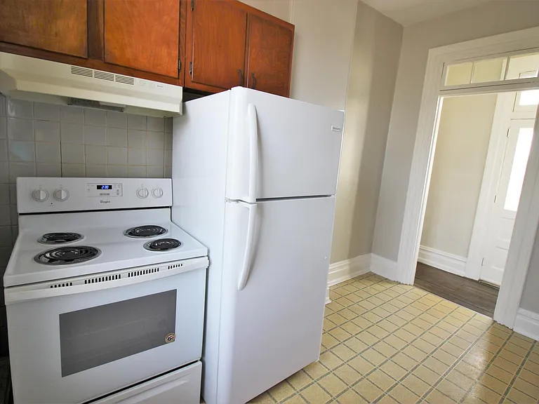 344 Hodgson St #4 — Photo 6