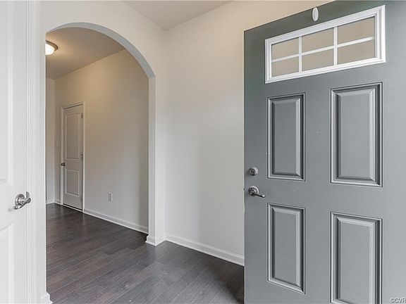 3rd image of 8946 Ringview Dr