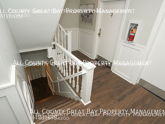 3rd image of 8 Railroad Ave APT 3