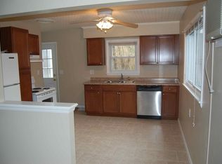 1427 Garland Ln N, Plymouth, MN 55447