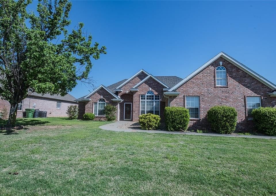 1st image of 4401 W Braymore Dr