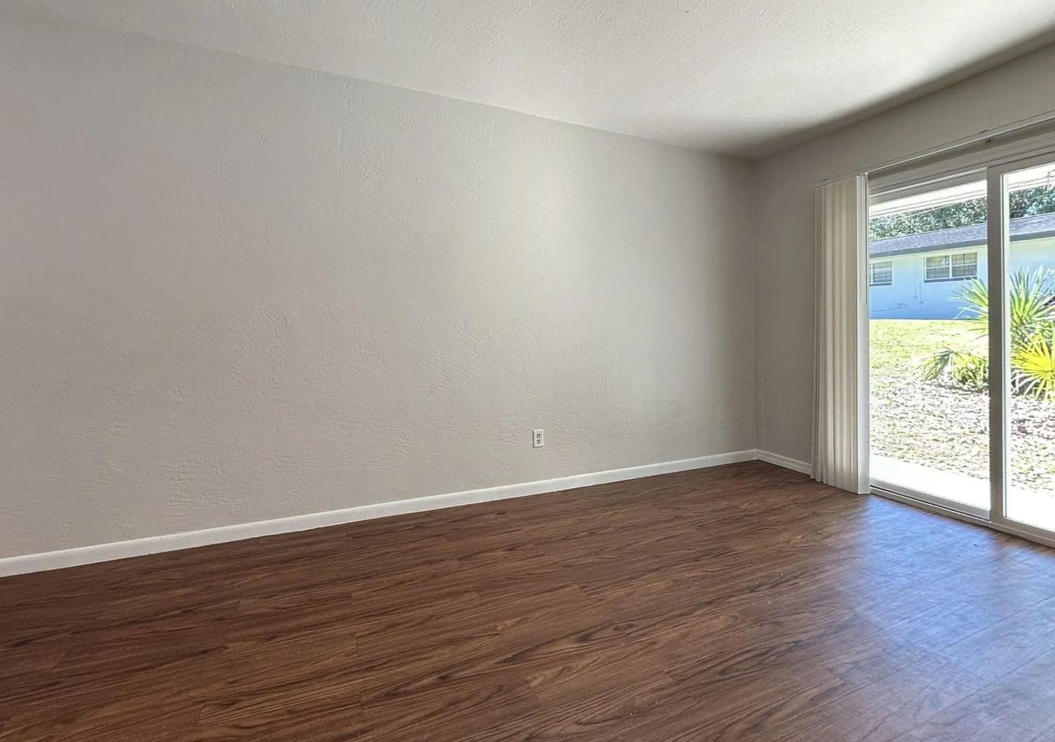 The Gordy Apartments | 1 & 2 Bedroom Apartments in Downtown Ocala — Photo 4