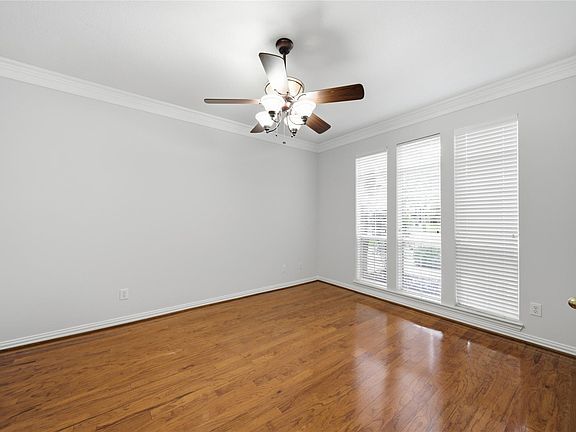 3rd image of 5531 Cranston Ct