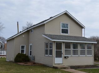 216 N Prairie St, Lake City, MN 55041