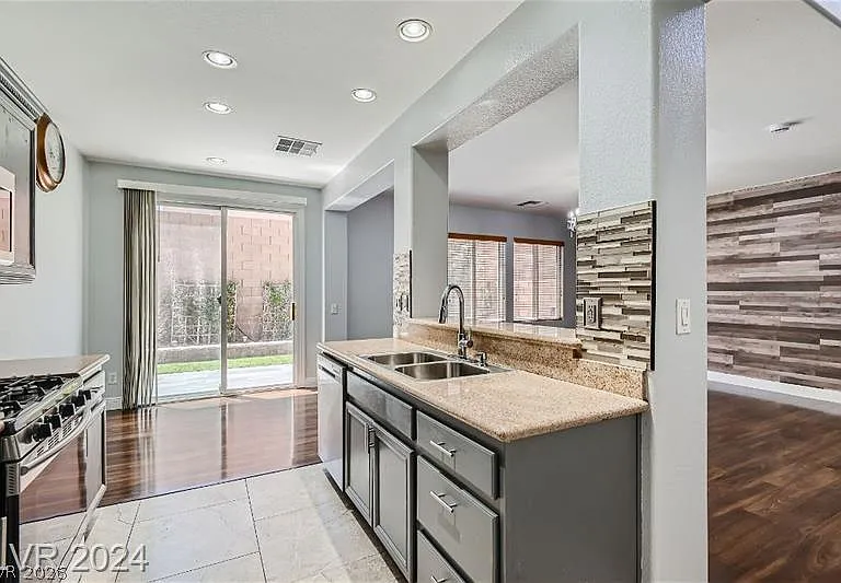 9479 Van Halen Ln — Photo 10