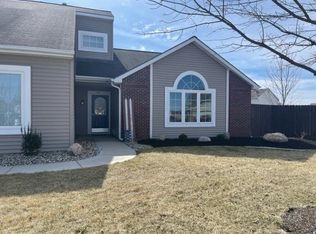 130 Kittridge Ln, Fort Wayne, IN