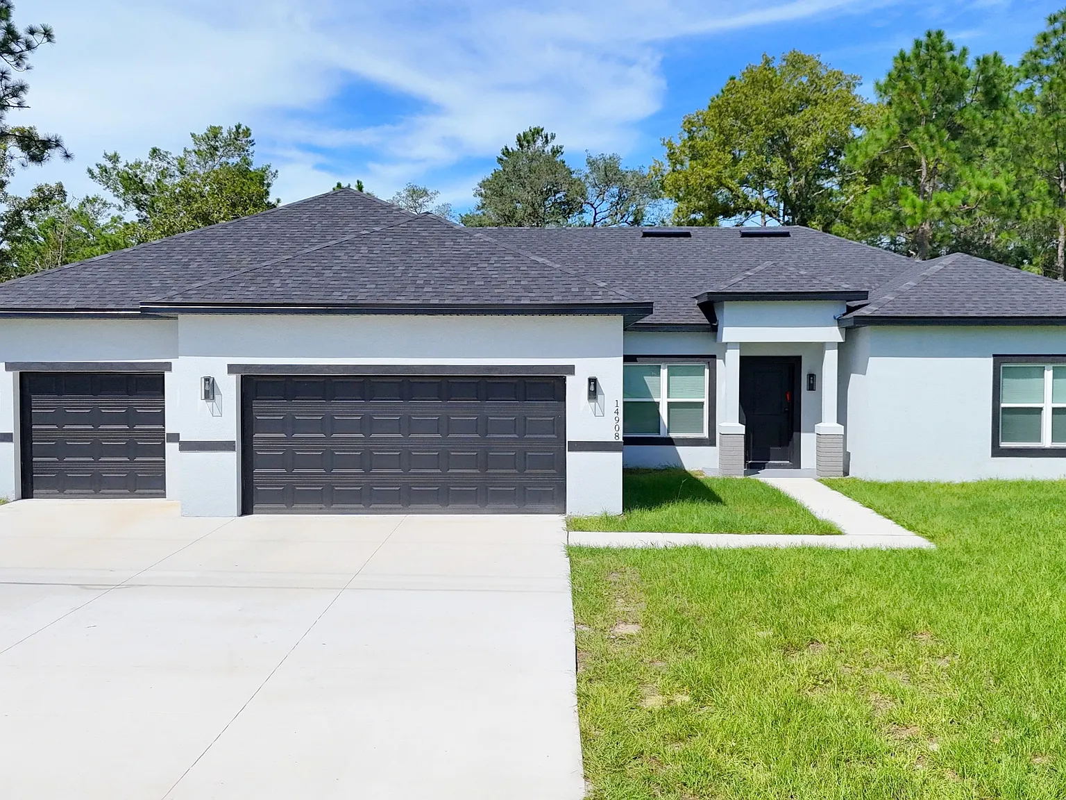4 bed, 2013 sqft, $2,650 — Photo 1