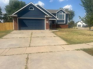 4626 E Falcon St, Wichita, KS 67220